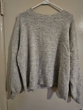 Dreamers Heather Gray Crewneck Sweater